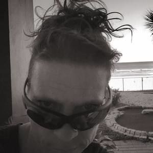 Meet your Posher, Tonya